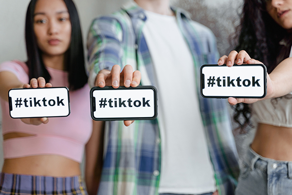 Shopify联合TikTok营销三步走,这个女装品牌的海外电商社交流量这么做